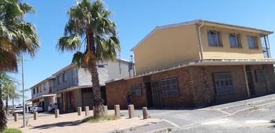 Retail Space For Sale in Bonteheuwel, Cape Town